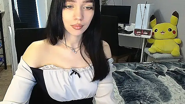 KathrineBerry online show from 5, 3, 2025