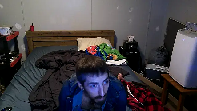 Snapshot of Bi_curious86 chatting on 22, 9, 2025 Bi curious86 online show from 22, 9, 2025