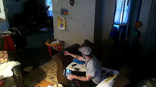 Bi curious86 online show from 12, 11, 2025