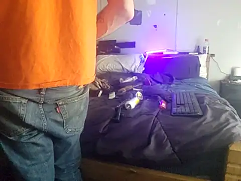 Bi curious86 online show from 12, 4, 2026