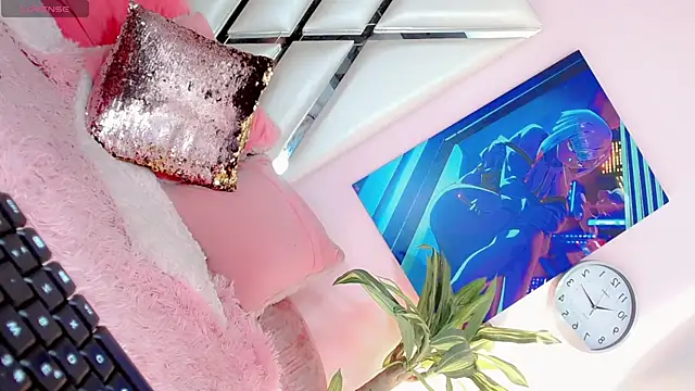 Snapshot of Hannahsmit chatting on 29, 12, 2024 Hannahsmit online show from 29, 12, 2024