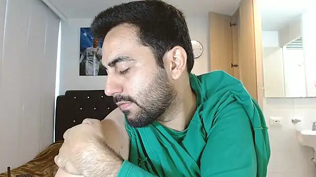 omarmohammedhot2 online show from 16, 1, 2025