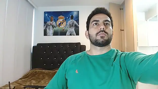 omarmohammedhot2 online show from 17, 1, 2025