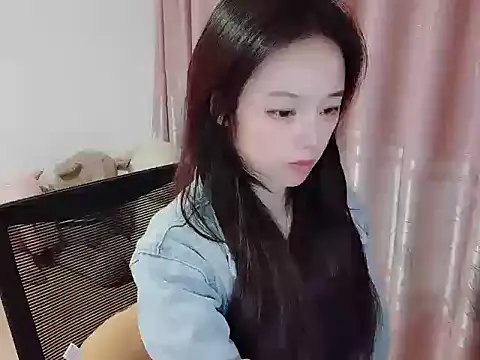 Snapshot of wwcc123 chatting on 21, 11, 2025 wwcc123 online show from 21, 11, 2025