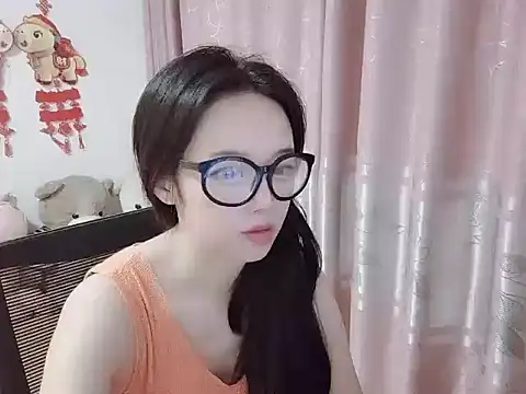Snapshot of wwcc123 chatting on 8, 6, 2026 wwcc123 online show from 8, 6, 2026