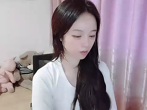 Snapshot of wwcc123 chatting on 4, 11, 2025 wwcc123 online show from 4, 11, 2025