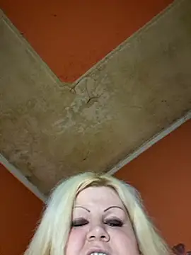Snapshot of ducicsajsziii chatting on 7, 3, 2025 ducicsajsziii online show from 7, 3, 2025