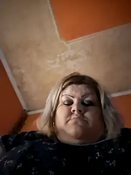 ducicsajsziii online show from 28, 2, 2026