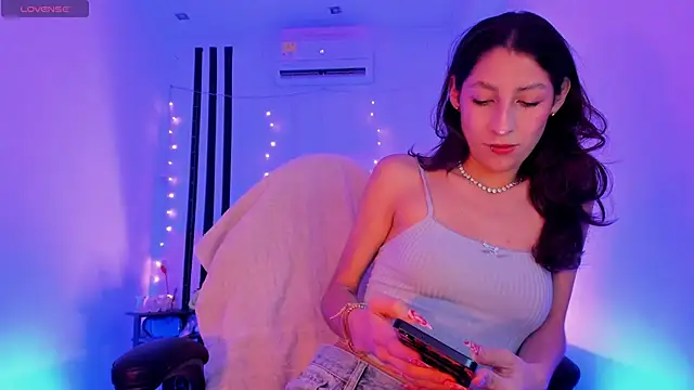 Gorgeous Team online show from 20, 2, 2026