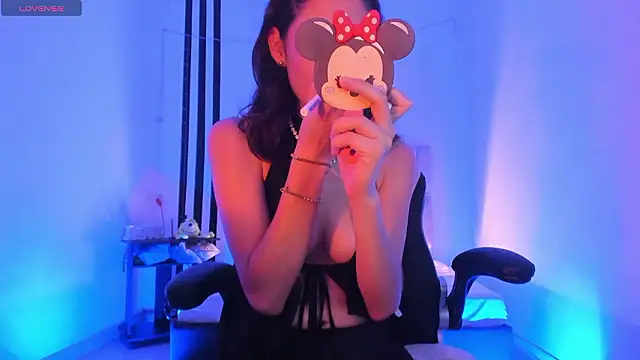 Gorgeous Team online show from 7, 2, 2026