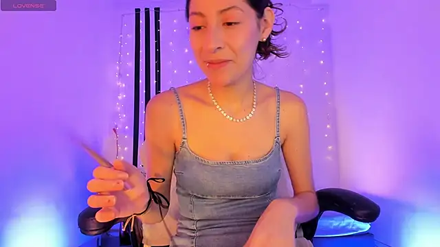 Gorgeous Team online show from 9, 4, 2026