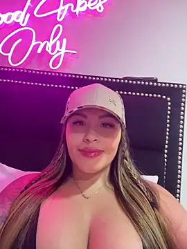 Snapshot of sexyyykloee chatting on 16, 5, 2026 sexyyykloee online show from 16, 5, 2026