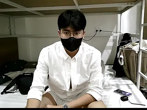 Gwencloudy online show from 19, 12, 2025