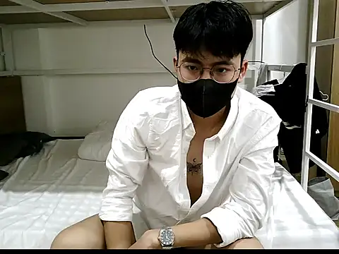 Gwencloudy online show from 22, 12, 2025