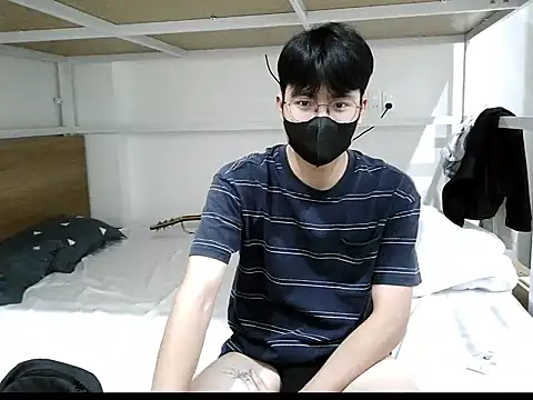 Gwencloudy online show from 30, 10, 2025