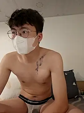 Gwencloudy online show from 2, 4, 2026