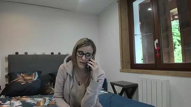 Snapshot of Madame_Callie chatting on 18, 5, 2026 Madame Callie online show from 18, 5, 2026