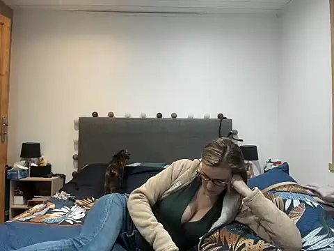 Madame Callie online show from 19, 3, 2026