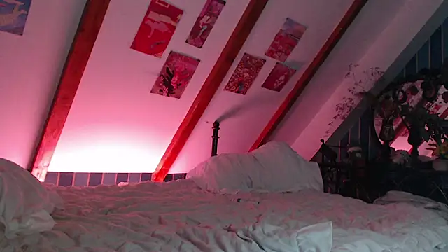 RubyLynxx online show from 29, 4, 2026