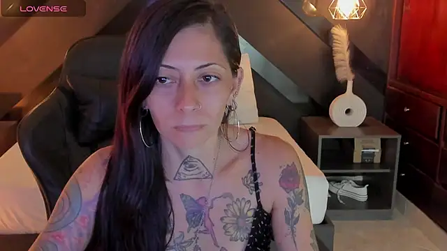 dark gotica online show from 5, 5, 2026