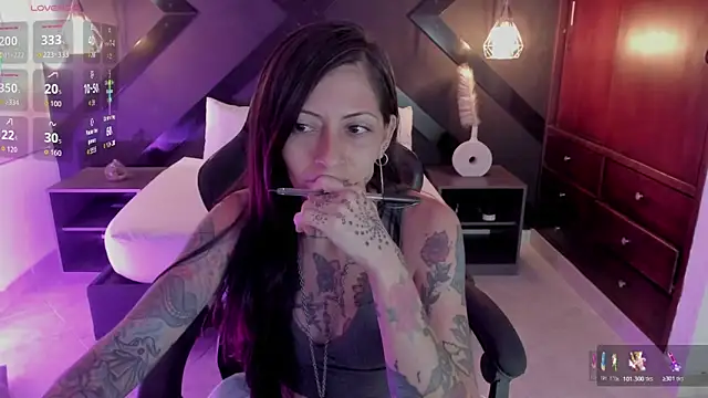 dark gotica online show from 22, 4, 2026