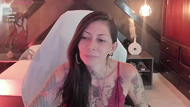 Snapshot of dark_gotica chatting on 18, 6, 2026 dark gotica online show from 18, 6, 2026