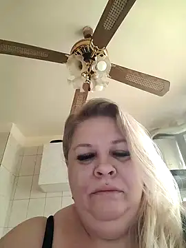 AriannaMilf online show from 5, 12, 2025