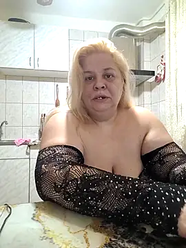 Snapshot of AriannaMilf chatting on 23, 5, 2026 AriannaMilf online show from 23, 5, 2026