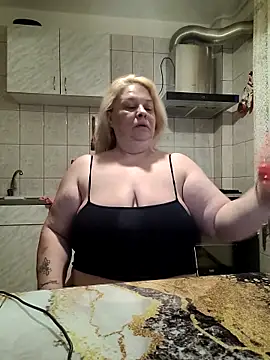 AriannaMilf online show from 14, 6, 2026