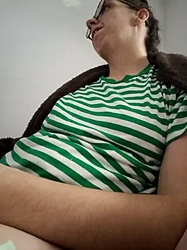 bruna safadinhaa online show from 12, 11, 2025