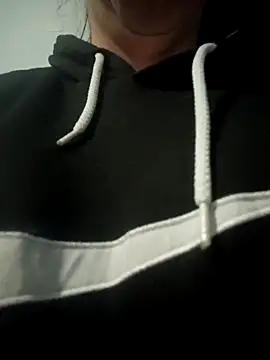 bruna safadinhaa online show from 18, 12, 2025