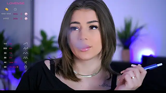 AishaCarter online show from 7, 11, 2025