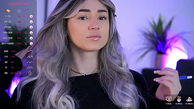 AishaCarter online show from 18, 12, 2025