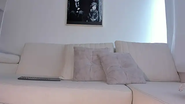 HannahDavis  online show from 6, 4, 2026