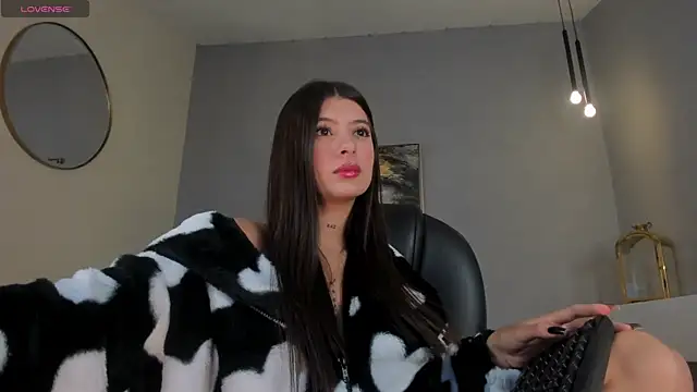 Snapshot of AlessiaCorleone_ chatting on 26, 2, 2025 AlessiaCorleone online show from 26, 2, 2025