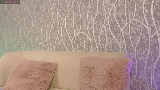 AlessiaCorleone  online show from 15, 4, 2026