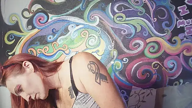 4EyedSluttyGinger online show from 15, 5, 2026
