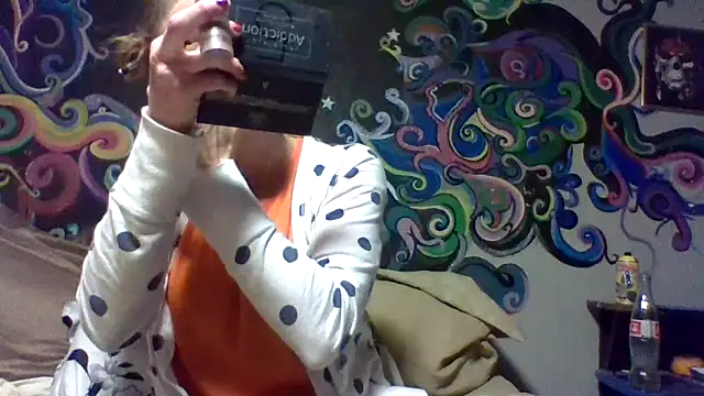 Snapshot of 4EyedSluttyGinger chatting on 15, 3, 2025 4EyedSluttyGinger online show from 15, 3, 2025