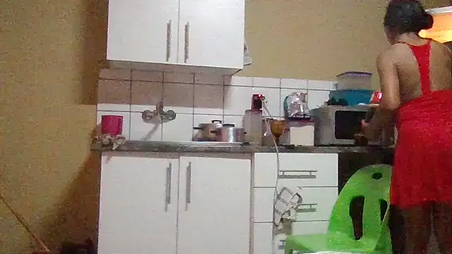 Snapshot of ShooingBunch chatting on 3, 11, 2025 ShooingBunch online show from 3, 11, 2025