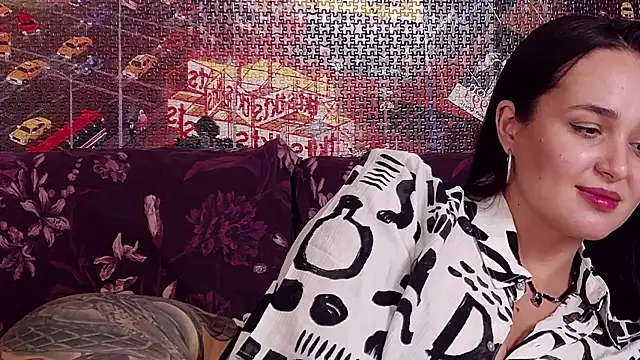 MeIisaLove online show from 13, 6, 2026