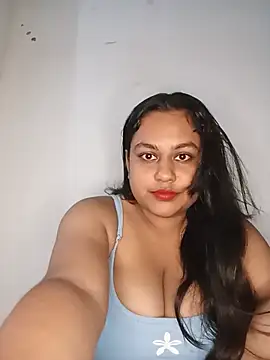 bumblebeegirl online show from 26, 7, 2026