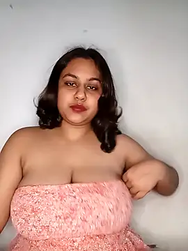 bumblebeegirl online show from 7, 2, 2025