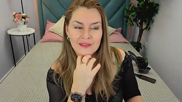 Adele Russo online show from 21, 4, 2026