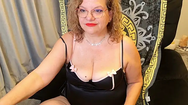 Snapshot of maggiemilff chatting on 21, 7, 2026 maggiemilff online show from 21, 7, 2026