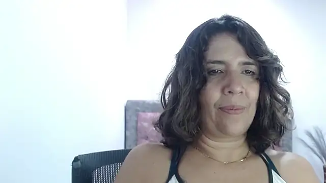Snapshot of Victoria_meester chatting on 9, 6, 2026 Victoria meester online show from 9, 6, 2026