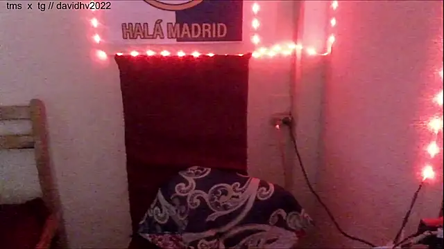 Snapshot of Davidhv2022 chatting on 18, 10, 2025 Davidhv2022 online show from 18, 10, 2025