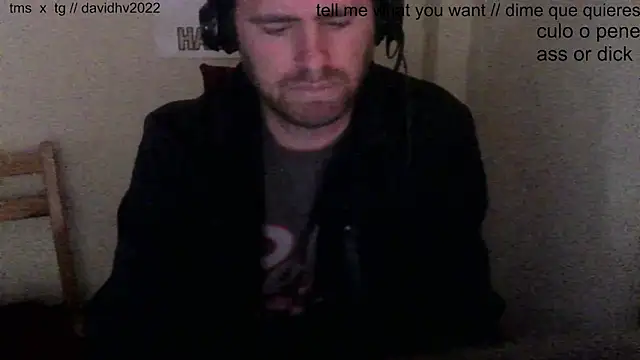 Snapshot of Davidhv2022 chatting on 19, 9, 2025 Davidhv2022 online show from 19, 9, 2025