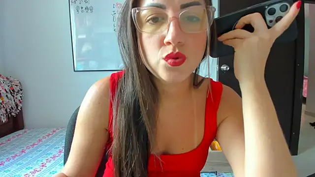 Snapshot of squirttati33 chatting on 12, 5, 2026 squirttati33 online show from 12, 5, 2026