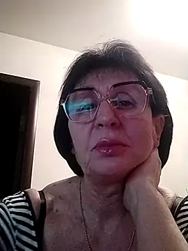 AlbinaXPretty online show from 4, 2, 2025