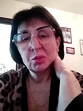 AlbinaXPretty online show from 10, 2, 2025